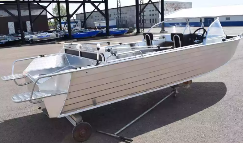 Алюминиевый катер WYATBOAT-550 DCM в Тюмени