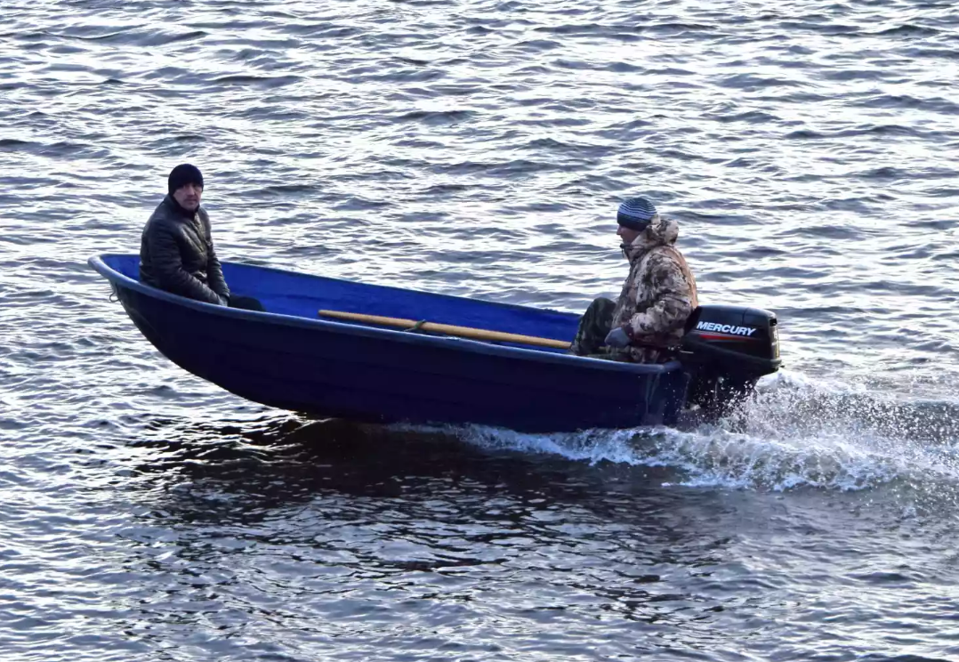 Стеклопластиковая лодка Neman-340 (тримаран) в Тюмени