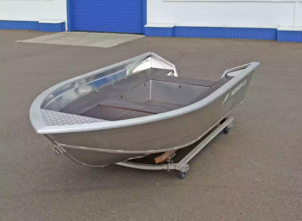 Алюминиевая лодка  Неман-420 в Тюмени