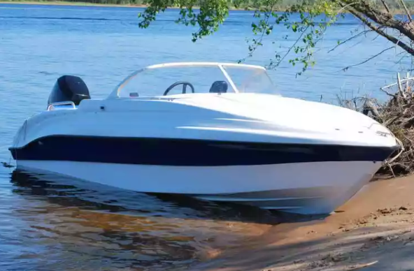 Стеклопластиковый катер Neman-500 Р в Тюмени