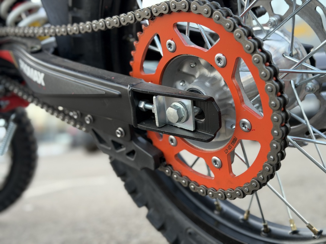 Кроссовый мотоцикл (эндуро) PROMAX BERNAUT 400 в Тюмени