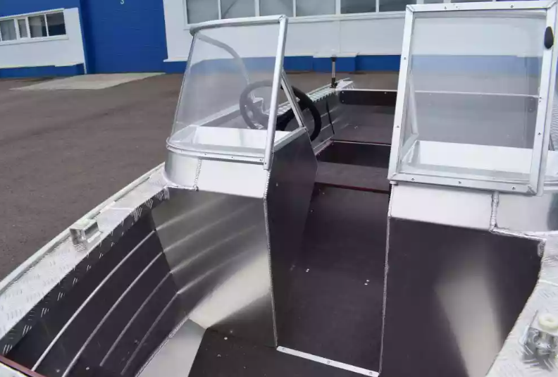 Алюминиевый катер Wyatboat-390 DCM Увеличенный борт в Тюмени
