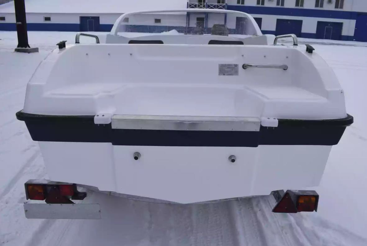 Стеклопластиковый катер Neman-450 в Тюмени