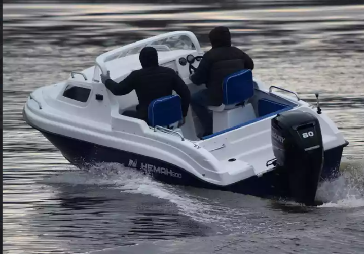 Комбинированный катер Neman-500 с каютой в Тюмени