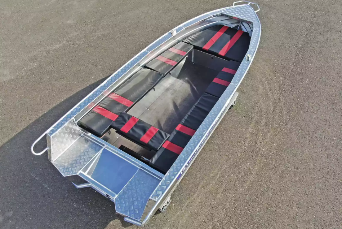 Алюминиевая лодка Wyatboat-390РМ увеличенный борт в Тюмени