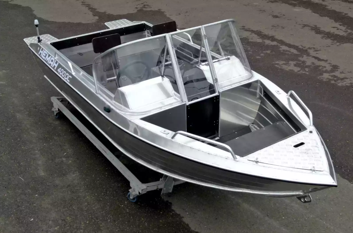 Алюминиевый катер Neman-400 DC в Тюмени