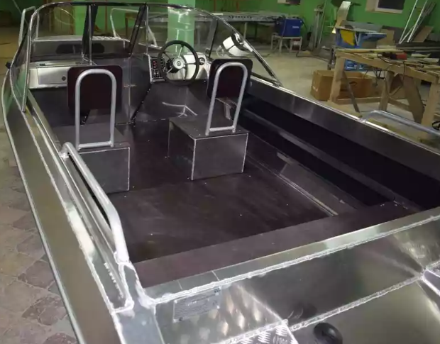 Алюминиевый катер Неман-500 DC (без покраски) в Тюмени