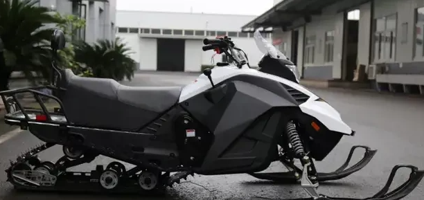 Снегоход ULAR 220 в Тюмени