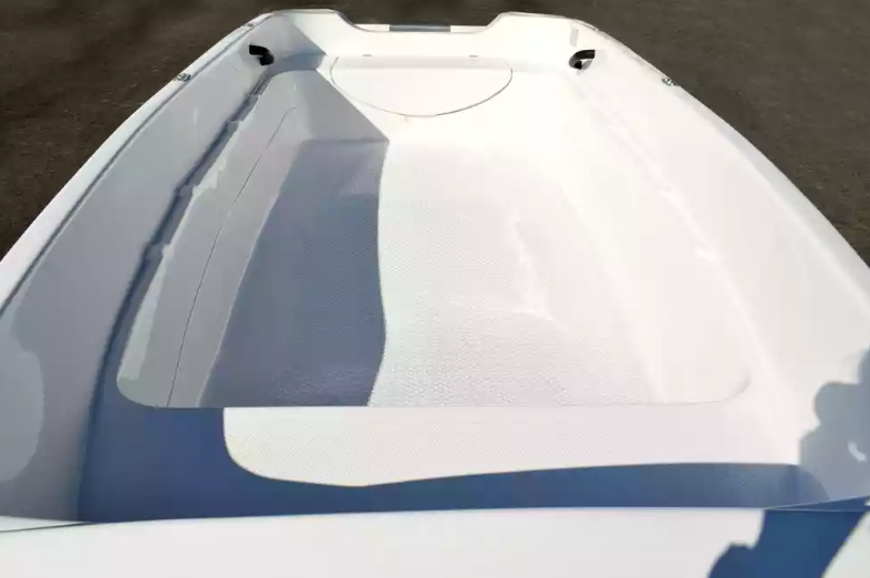 Стеклопластиковая лодка Пингвин (тримаран) в Тюмени