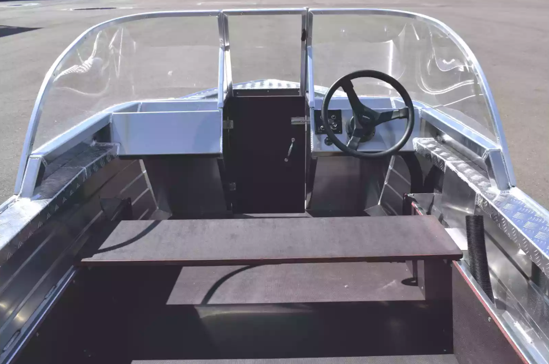 Алюминиевая лодка Wyatboat-390 DCM в Тюмени