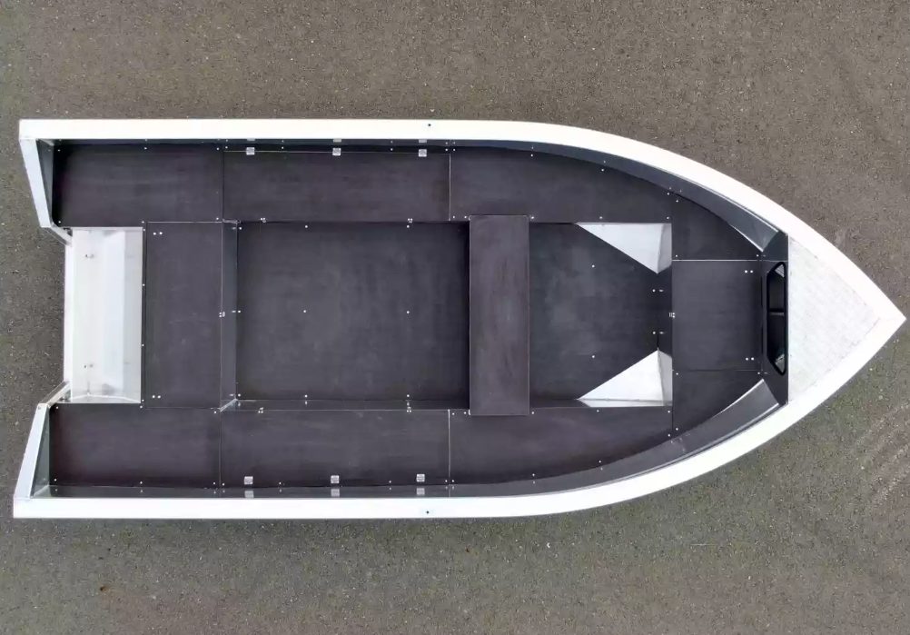 Алюминиевая лодка  Неман-420 в Тюмени