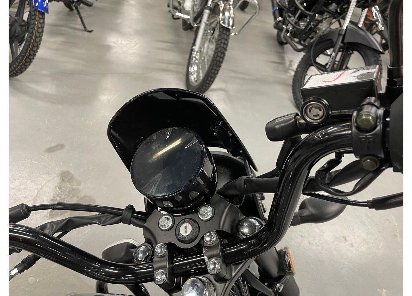 Мопед VMC NOVA 49сс (125сс) Led Full, дисковый тормоз, RKB RATO с баланс. валом, сигнализация в Тюмени Мопед VMC NOVA 49сс (125сс) Led Full, дисковый тормоз, RKB RATO с баланс. валом, сигнализация в Тюмени