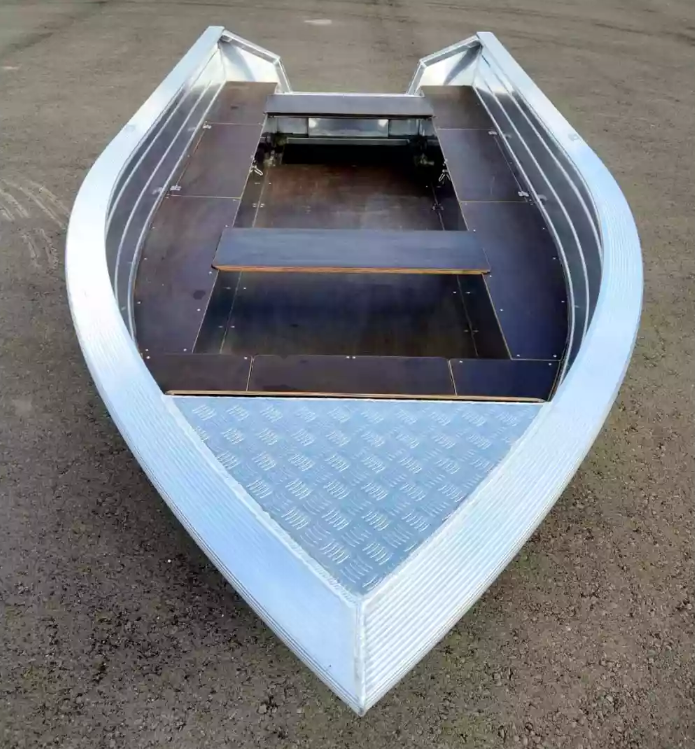 Алюминиевая лодка Неман-400 в Тюмени