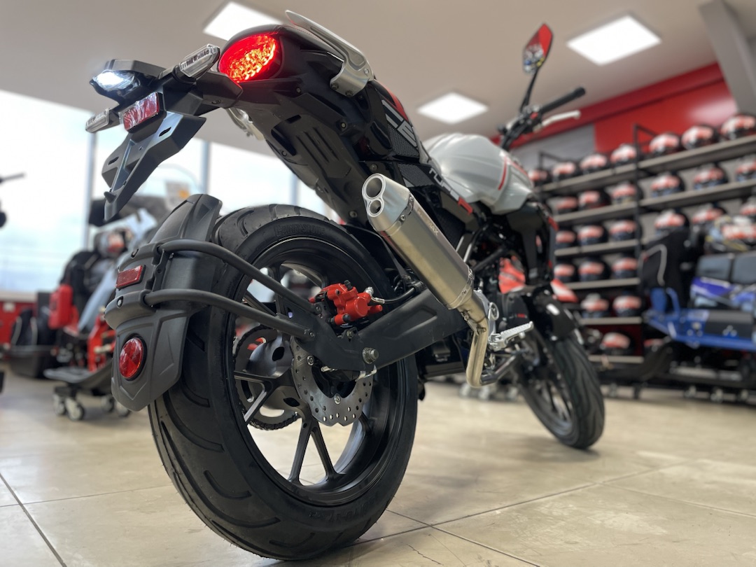 Мопед PROMAX CB150R (49) в Тюмени Мопед PROMAX CB150R (49) в Тюмени