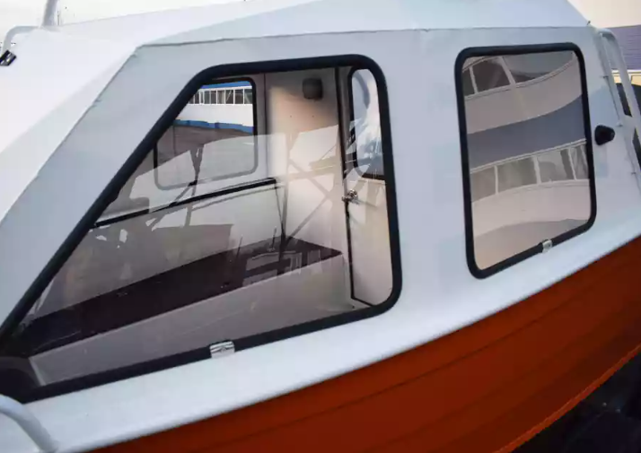 Алюминиевый катер Неман-500 (каютный) в Тюмени