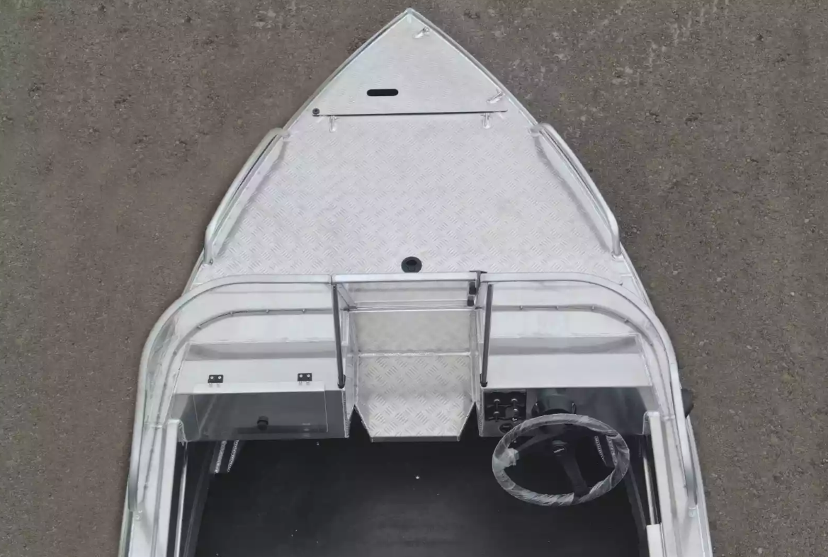 Алюминиевый катер Neman-400 PRO в Тюмени