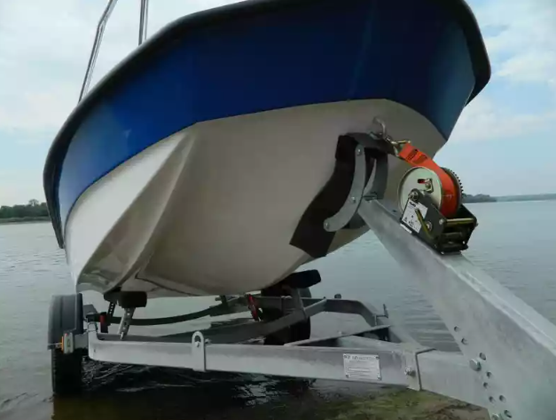 Стеклопластиковый катер Wyatboat-430 DCM (тримаран) в Тюмени