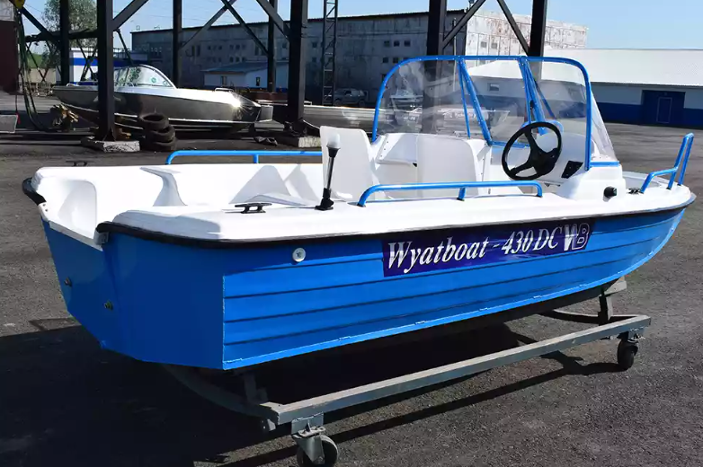 Комбинированный катер Wyatboat-430 DC в Тюмени