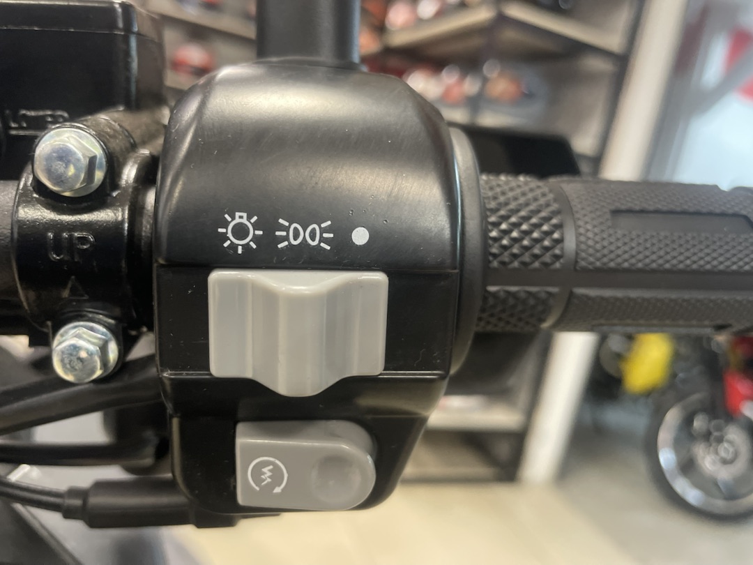 Скутер PROMAX STALKER ARMY 240(49) в Тюмени