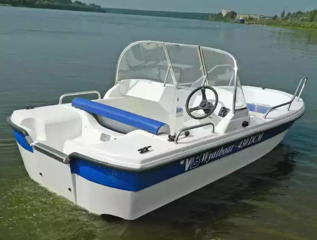 Стеклопластиковый катер Wyatboat-430 DCM (тримаран) в Тюмени