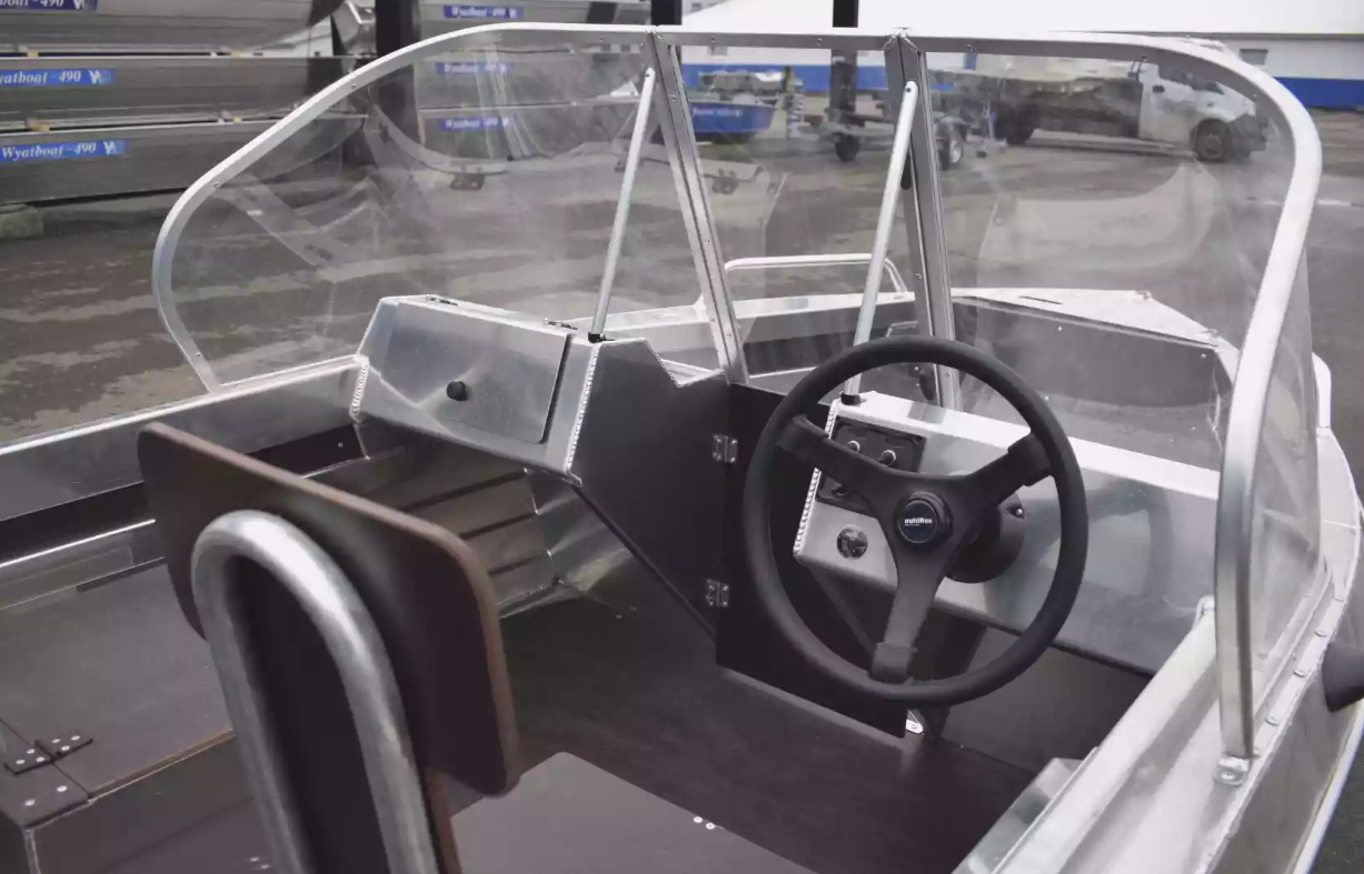 Алюминиевый катер Neman-400 DC в Тюмени