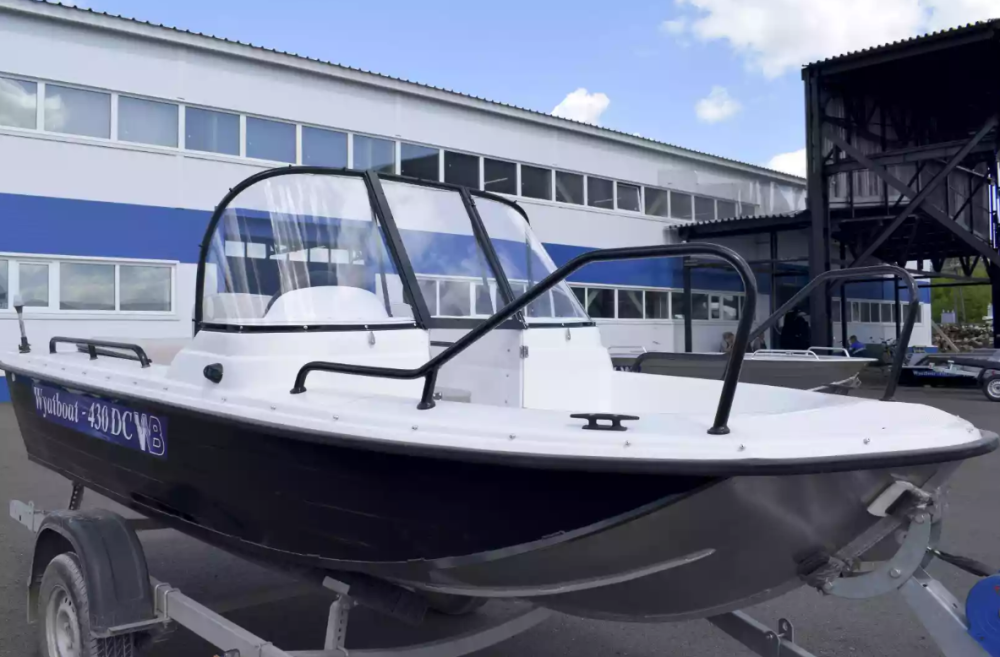 Комбинированный катер Wyatboat-430 DC в Тюмени