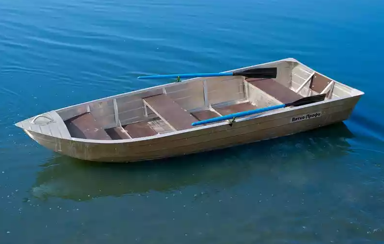 Алюминиевая лодка Вятка-Профи 32 в Тюмени