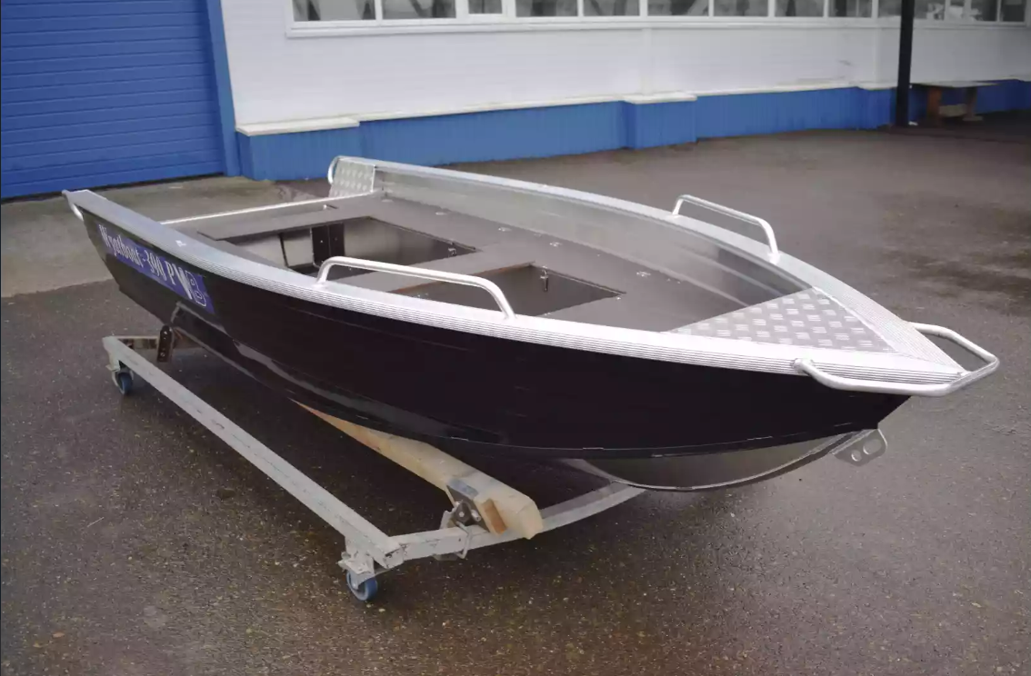 Алюминиевая лодка Wyatboat-390РМ в Тюмени