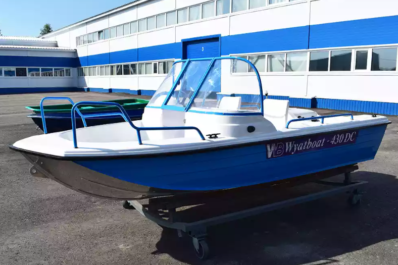 Комбинированный катер Wyatboat-430 DC в Тюмени