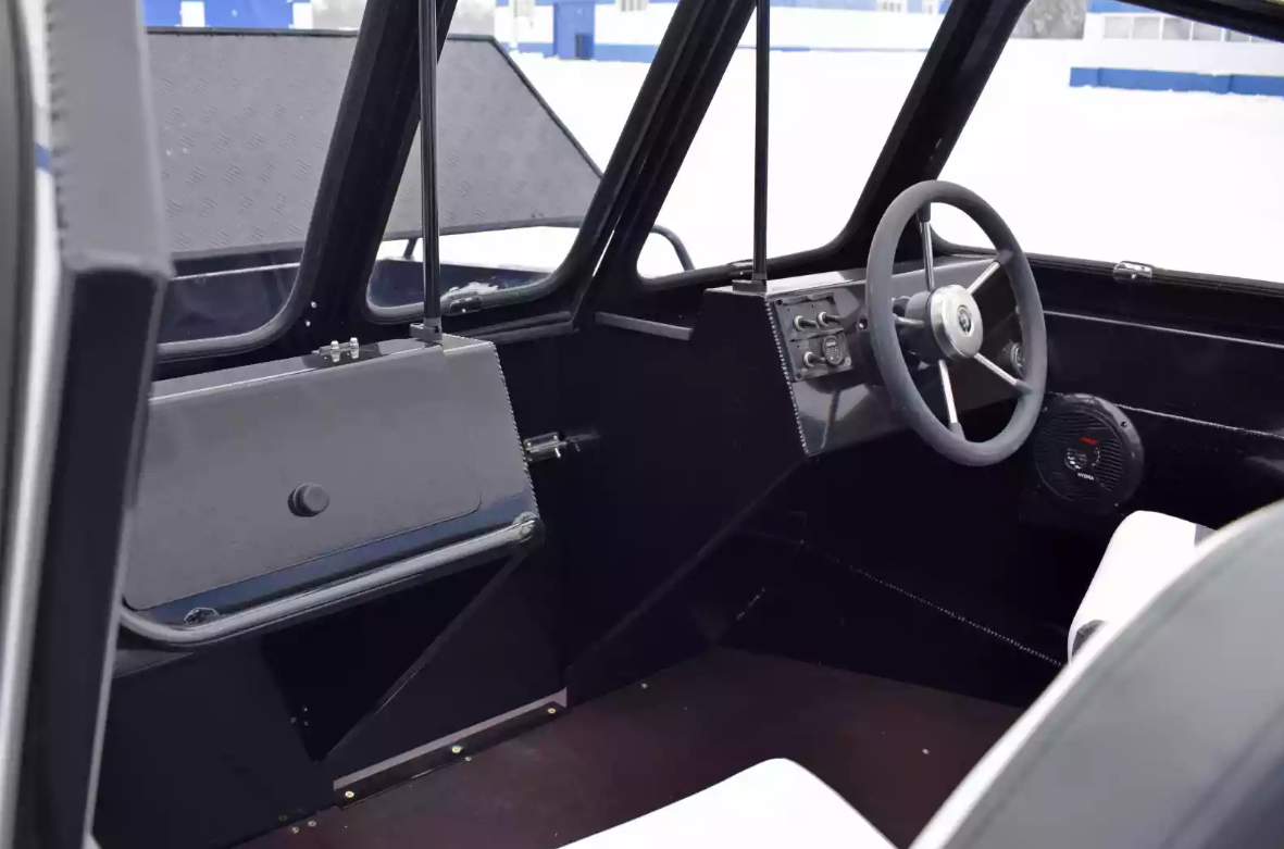 Алюминиевый катер Неман-500 DC Pro в Тюмени