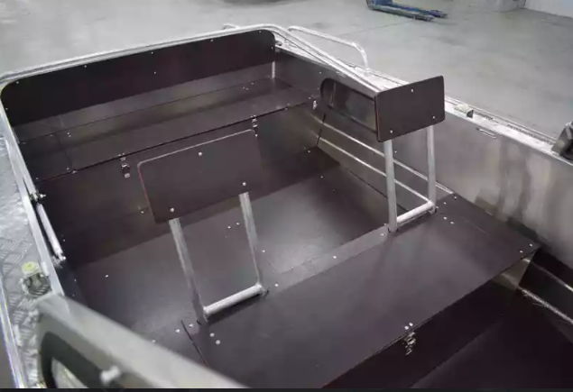 Алюминиевый катер Wyatboat-460 DCM Pro в Тюмени
