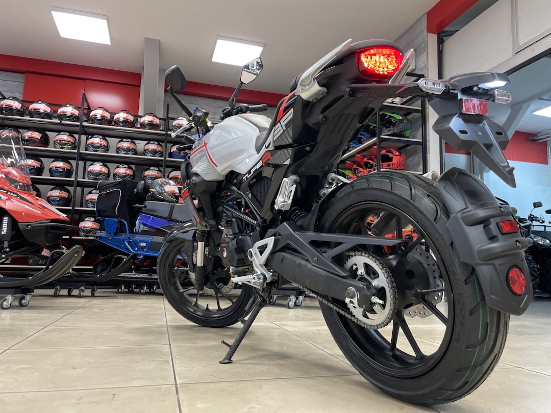 Мопед PROMAX CB150R (49) в Тюмени Мопед PROMAX CB150R (49) в Тюмени