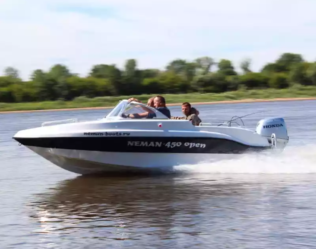 Стеклопластиковый катер Neman-450 Open в Тюмени