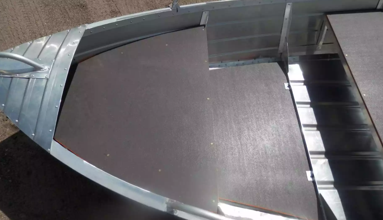 Алюминиевая лодка Вятка-Профи 32 в Тюмени