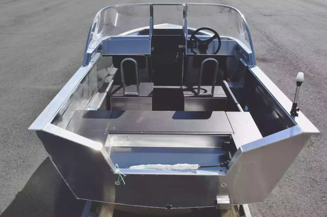 Алюминиевая лодка  Неман-400 DCM в Тюмени