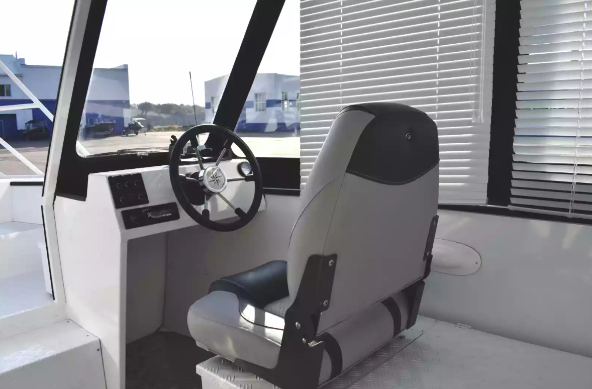 Алюминиевый катер Wyatboat-660 Cabin в Тюмени