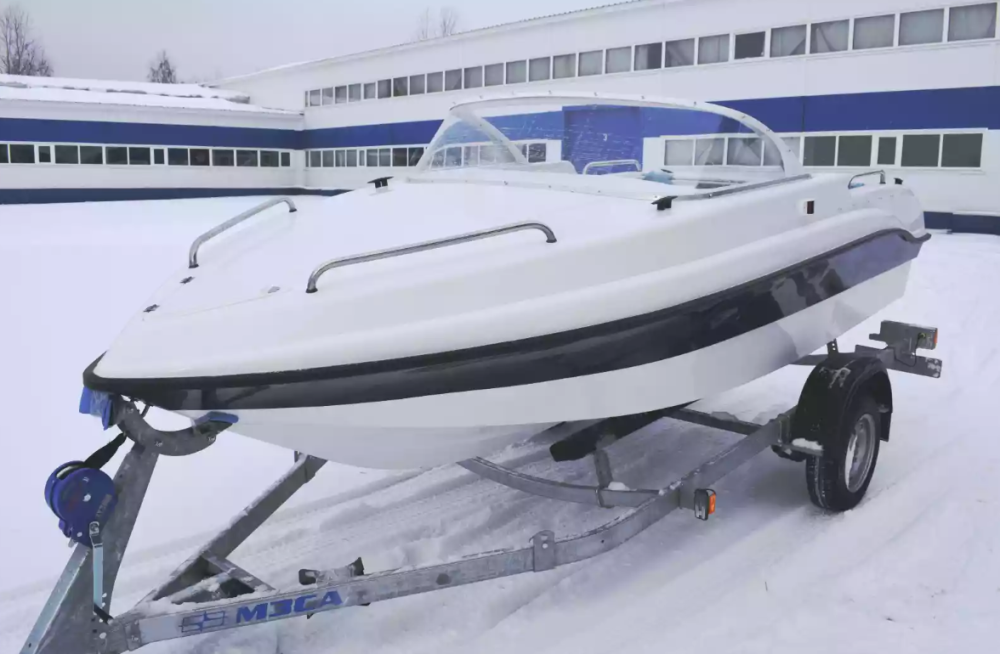 Стеклопластиковый катер Neman-450 в Тюмени