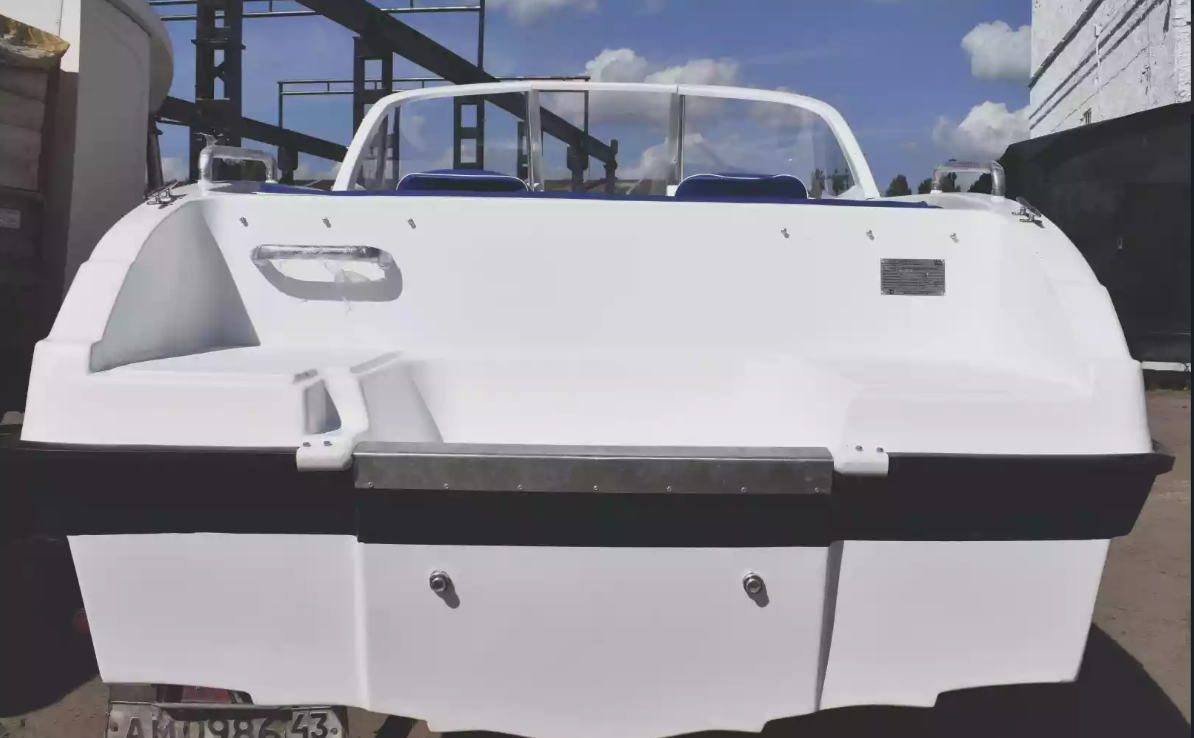 Стеклопластиковый катер Neman-500 Open в Тюмени
