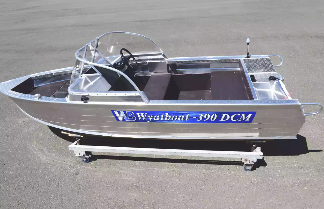 Алюминиевая лодка Wyatboat-390 DCM в Тюмени