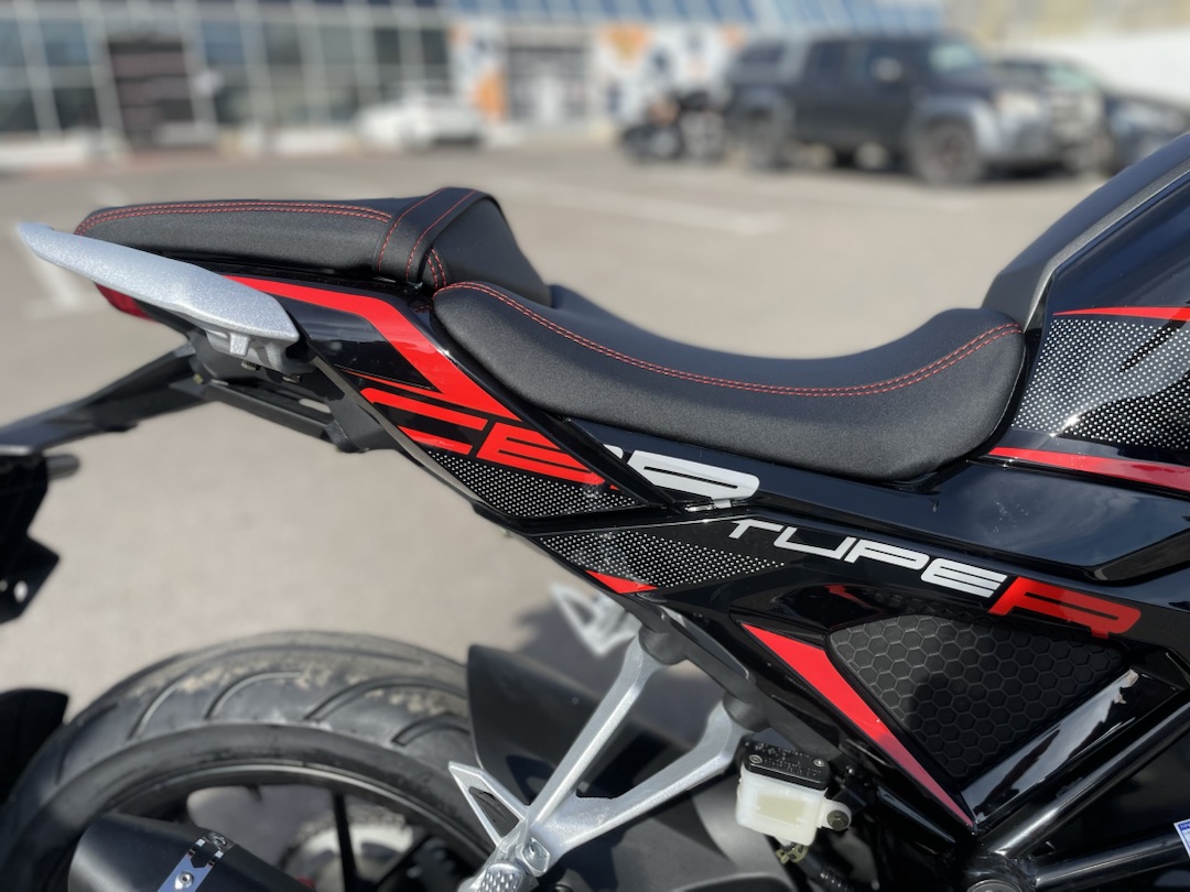 Мопед PROMAX CB150R (49) в Тюмени Мопед PROMAX CB150R (49) в Тюмени