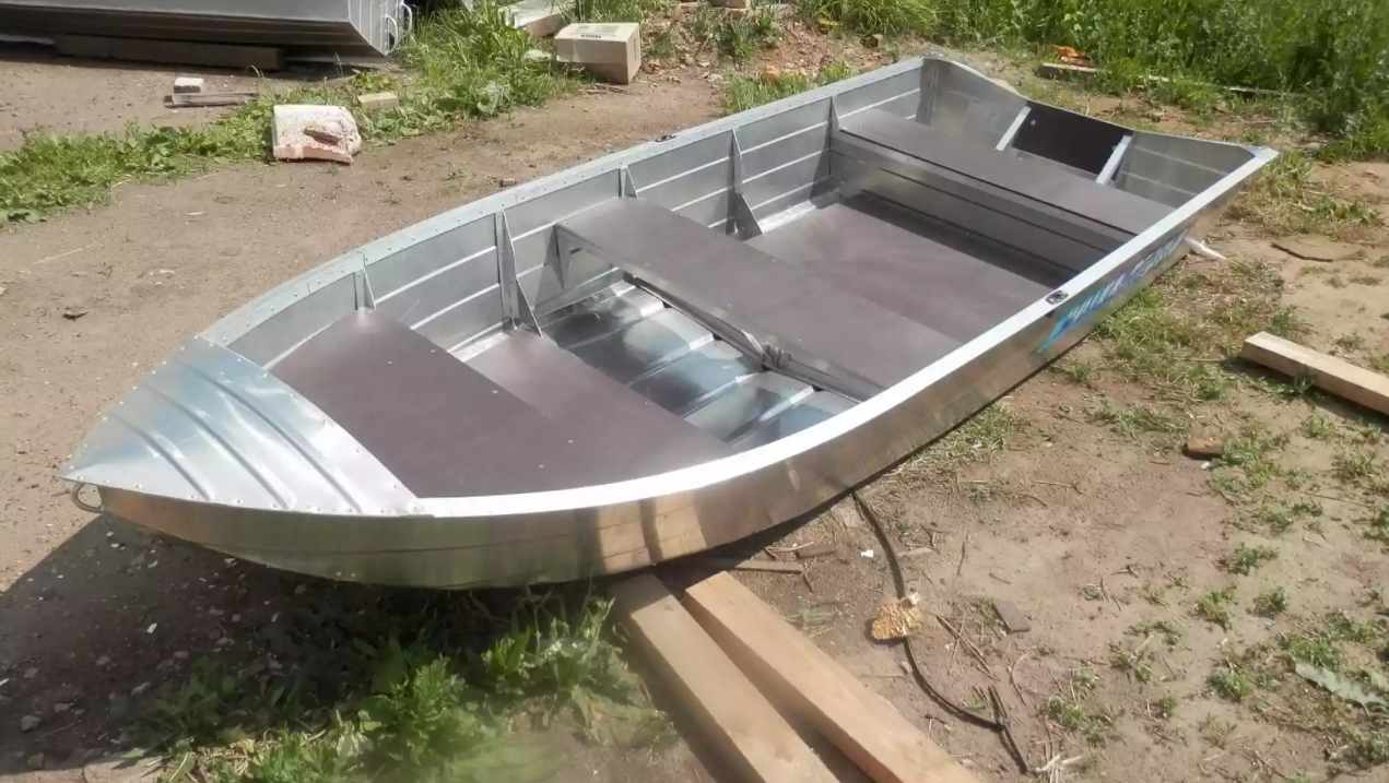 Алюминиевая лодка Вятка-Профи 32 в Тюмени