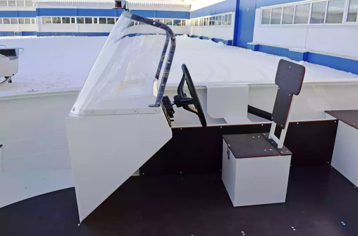 Алюминиевый катер Неман-400 С в Тюмени