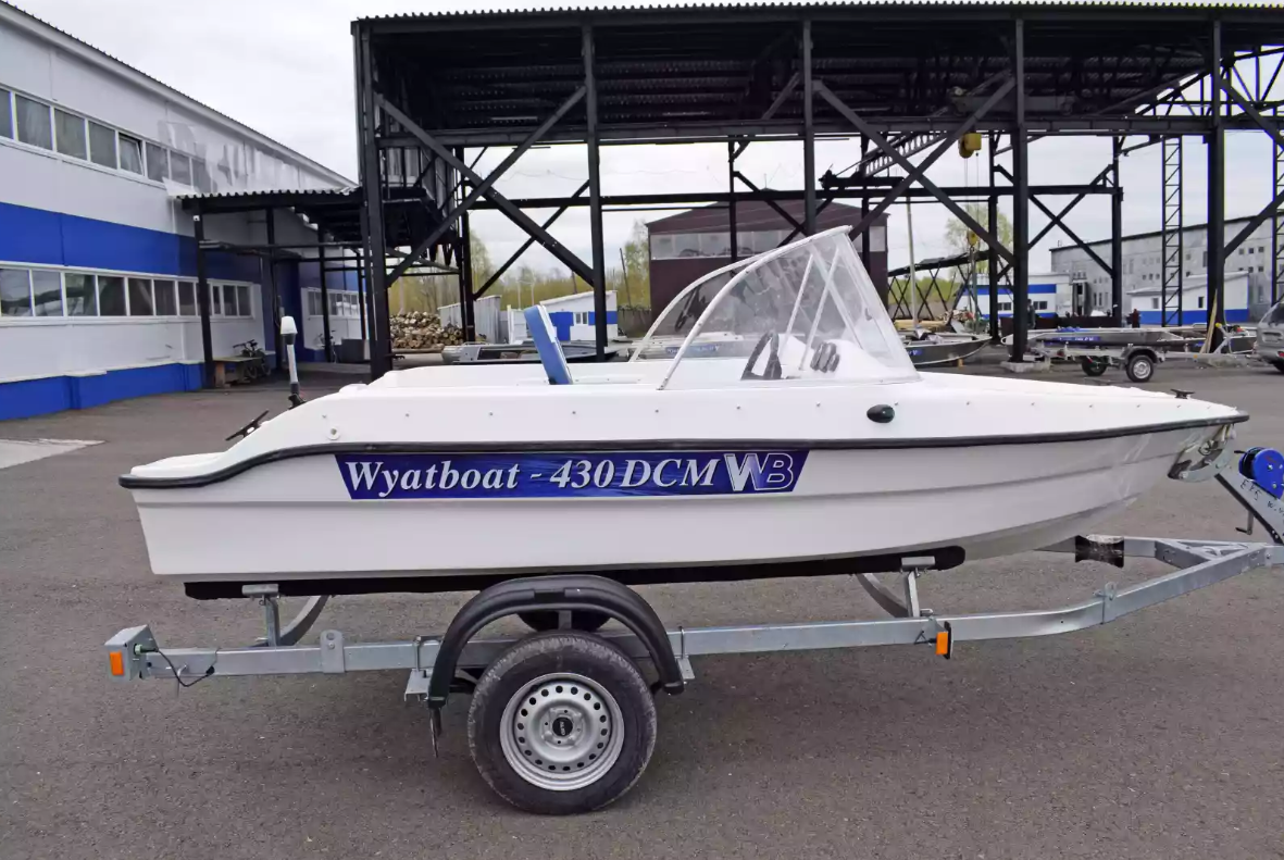 Стеклопластиковый катер Wyatboat-430DCМ (килевая) в Тюмени