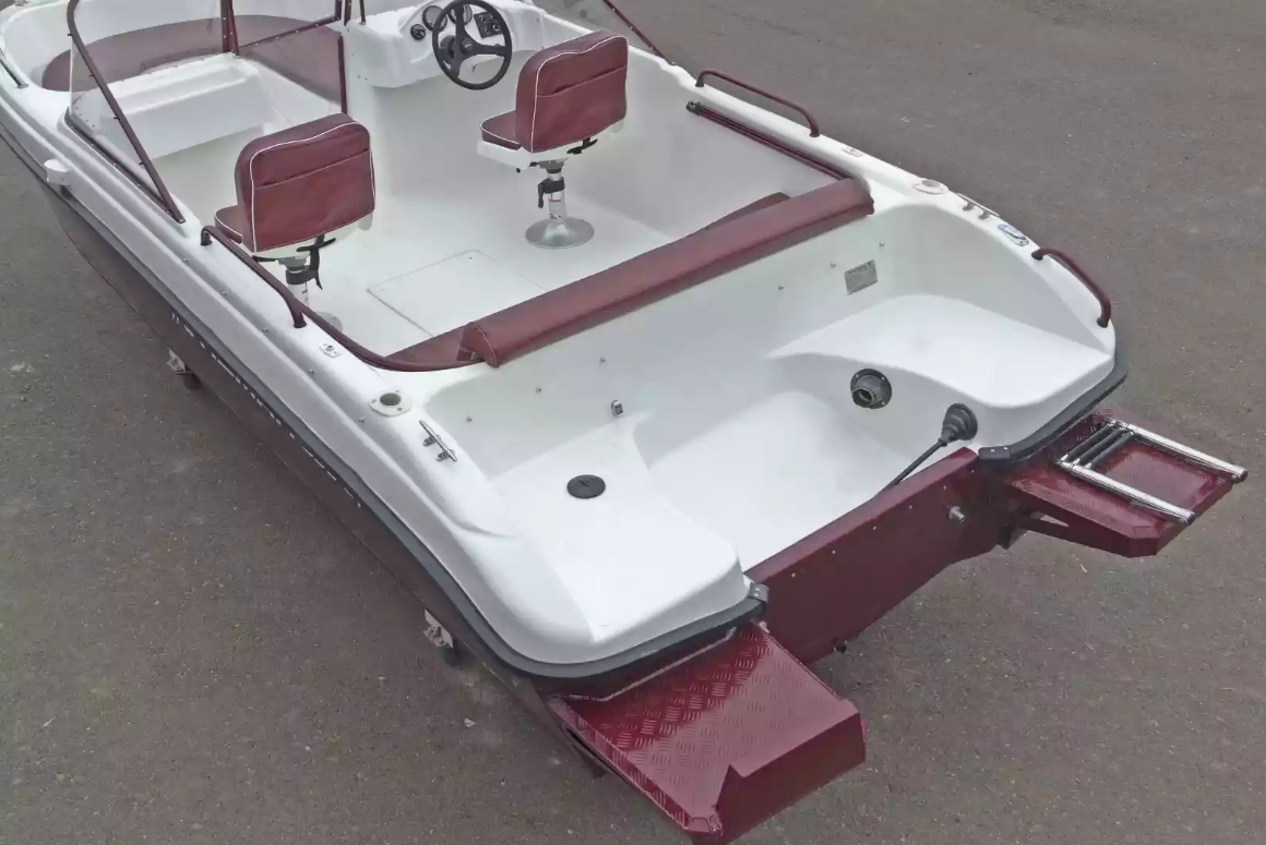 Комбинированный катер Neman-530 Open в Тюмени