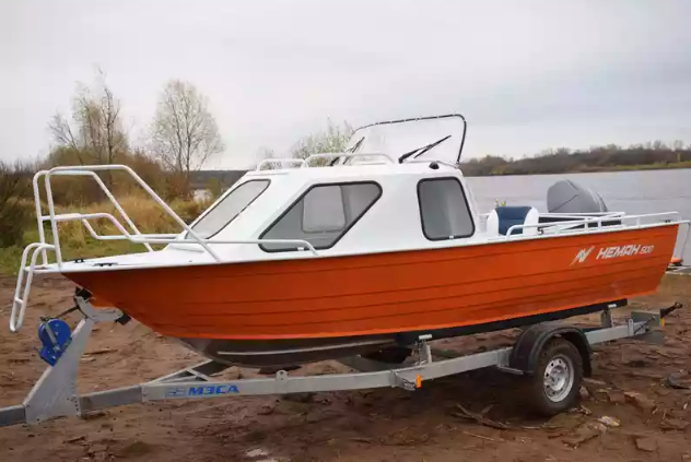 Алюминиевый катер Неман-500 (каютный) в Тюмени