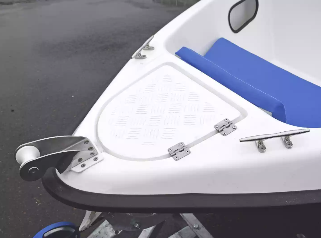 Стеклопластиковый катер Wyatboat-430DCМ (килевая) в Тюмени