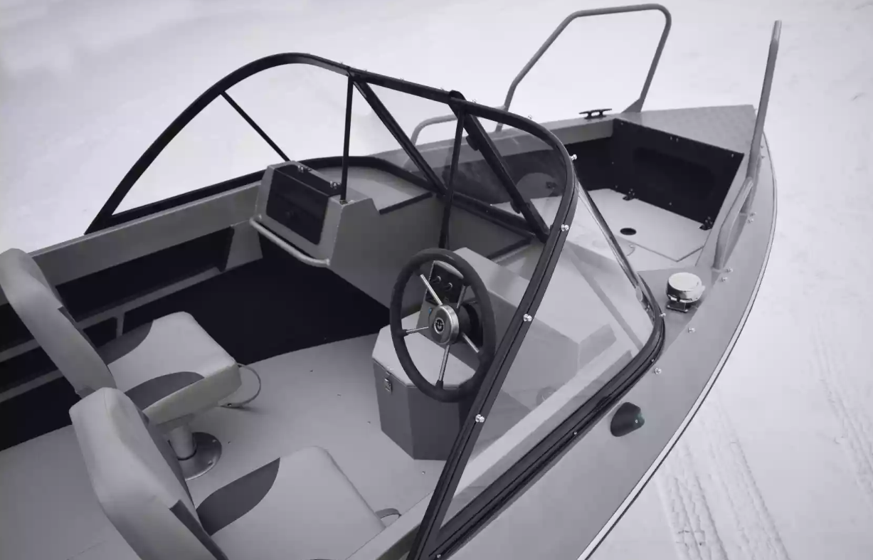 Алюминиевый катер Неман 550 DC в Тюмени