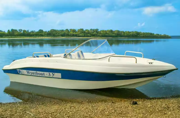 Стеклопластиковый катер Wyatboat-3 У в Тюмени
