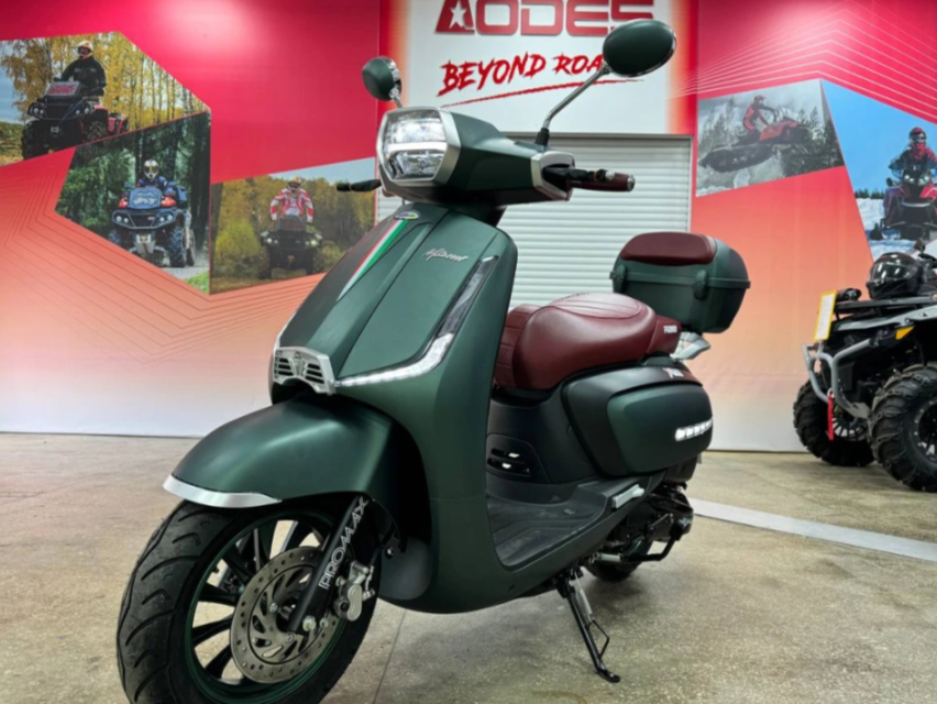 Скутер PROMAX Miami 240 (49) в Тюмени