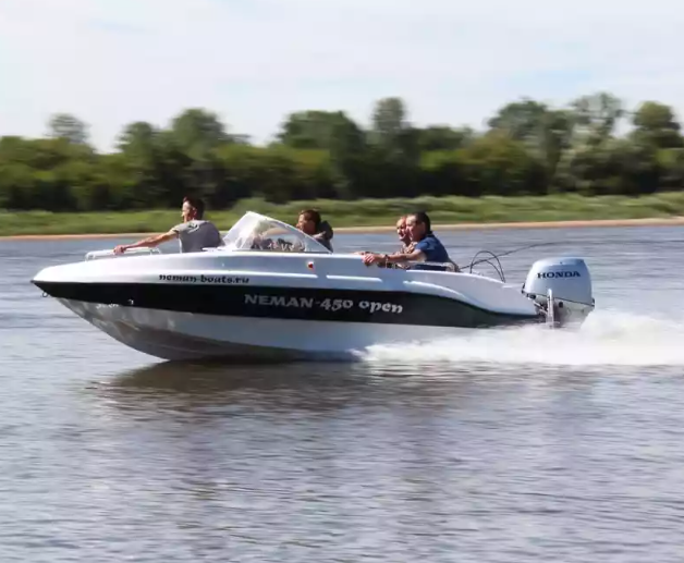 Стеклопластиковый катер Neman-450 Open в Тюмени
